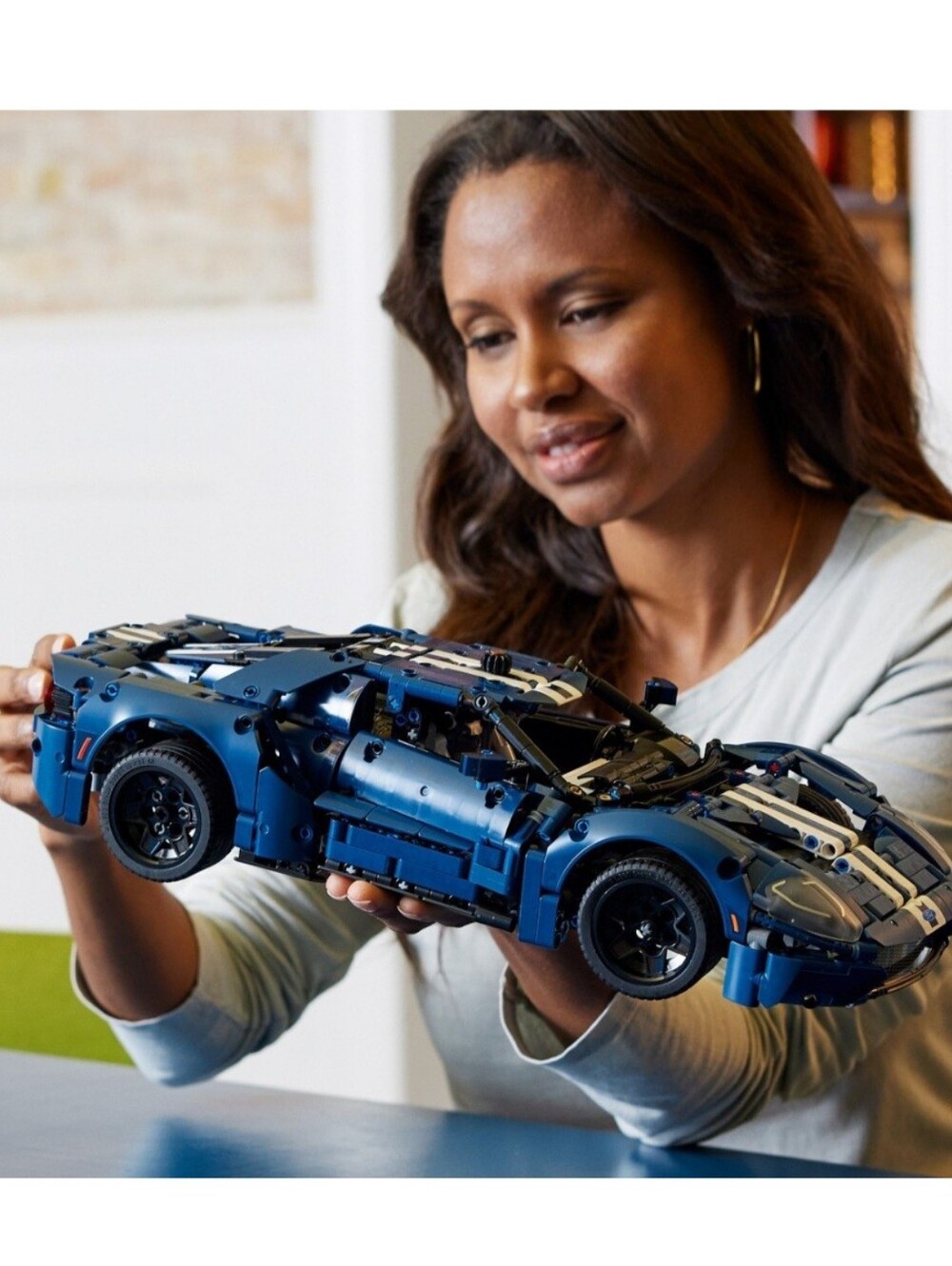 NEW LEGO Technic 2022 Ford GT Supercar Set 42154 - 1466 Pcs Factory Sealed - Picture 6 of 9